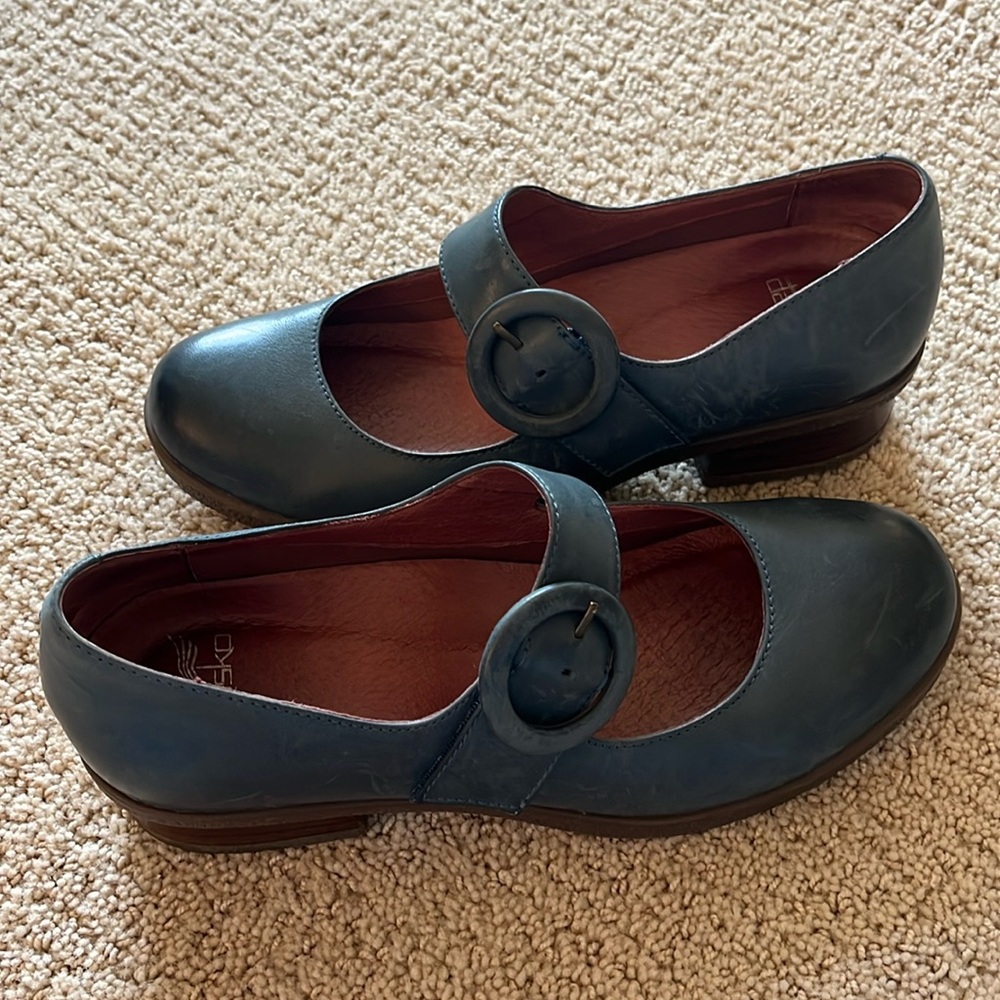 Dansko size 38 Mary Janes